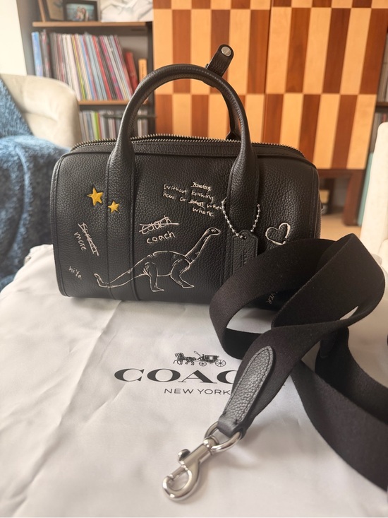 Coach Other - Coach Gotham 24 Black Pebbled Leather w/ Sketch Print